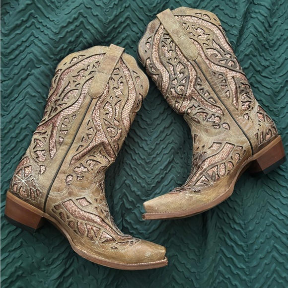 J.B. Dillon Shoes - Chic Gold and Tan Cutout Western Boots